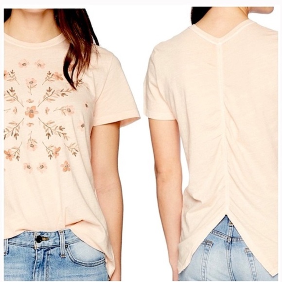 Lucky Brand Wild Flower Tee - Picture 1 of 7